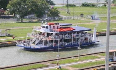 transito por el canal de Panama