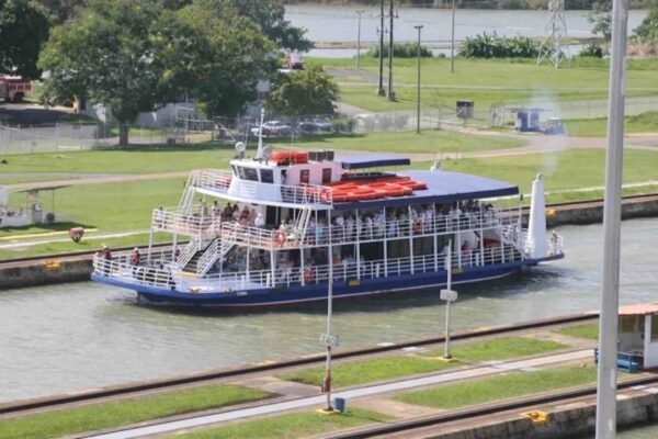 transito por el canal de Panama